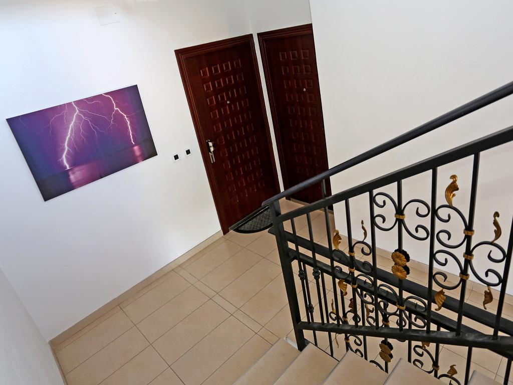 Lovely Apartment With Beautiful Pool Primošten Exterior foto